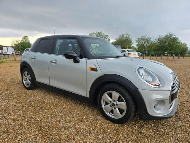 Mini Hatch Cooper D Hatchback DU18ZDP Silver #3