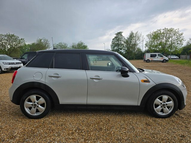 Mini Hatch Cooper D Hatchback DU18ZDP Silver #4
