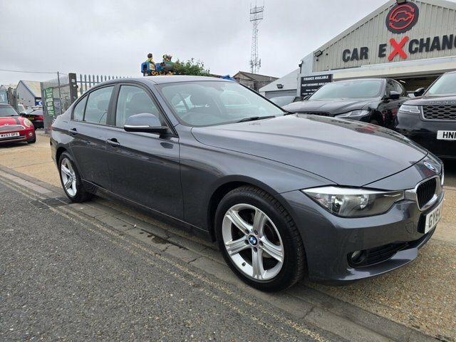 BMW 3 Series 318D Se Saloon GY64NTK Grey #3