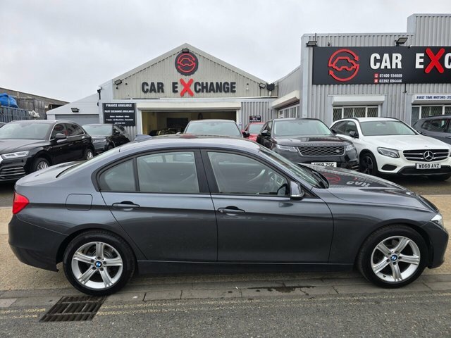BMW 3 Series 318D Se Saloon GY64NTK Grey #4
