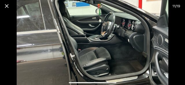 Mercedes-Benz E Class E 200 Amg Line LR68UOL Black #4