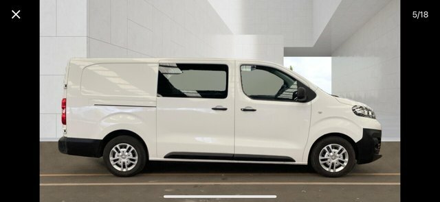 Vauxhall Vivaro Mpv CX20XTK White #3