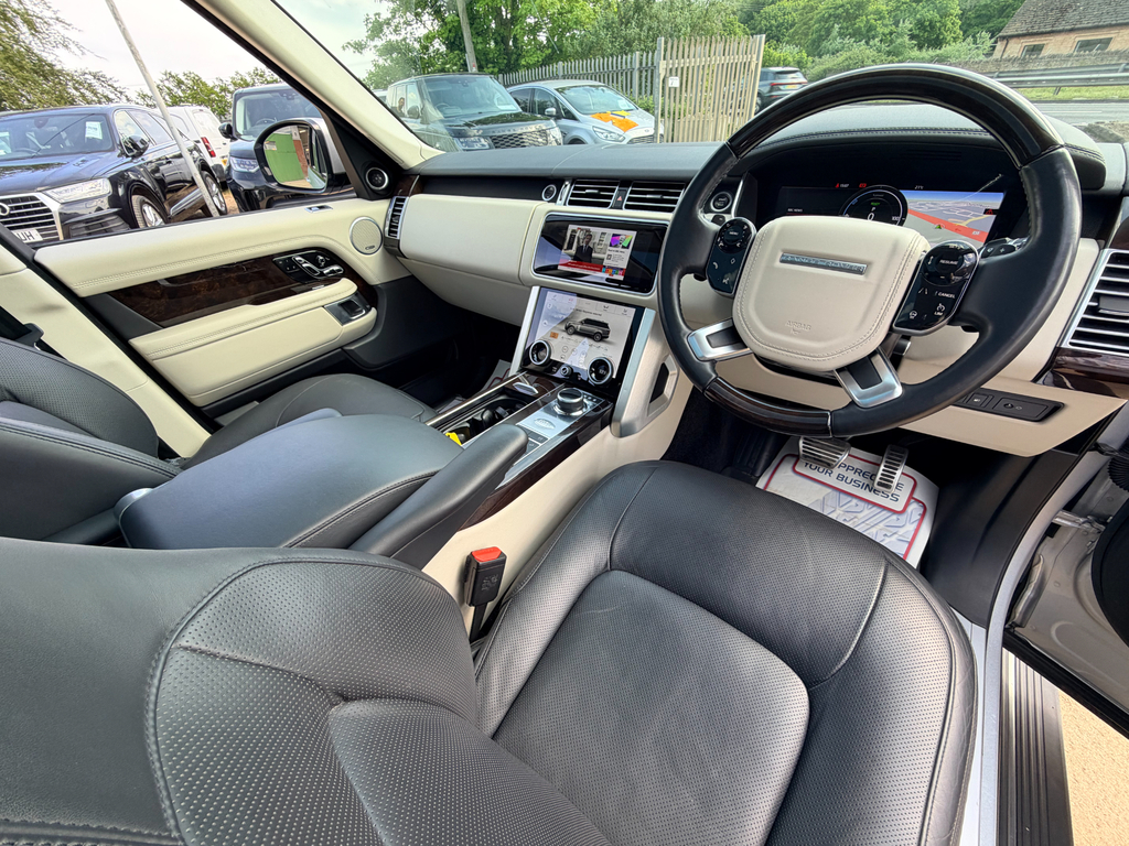 Land Rover Range Rover 2.0 P400e 12.4Kwh Gpf Vogue Suv Plug-in Silver #3