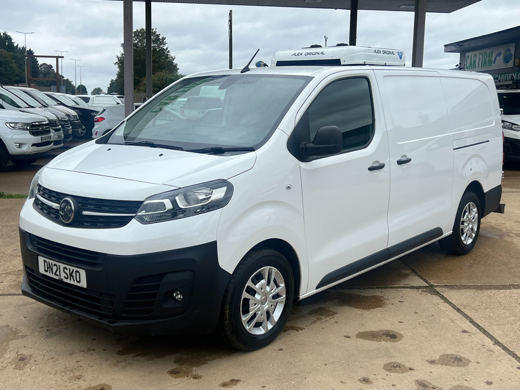 Vauxhall Vivaro 1.5 Turbo D 2900 Dynamic Panel Van 6Dr Manu White