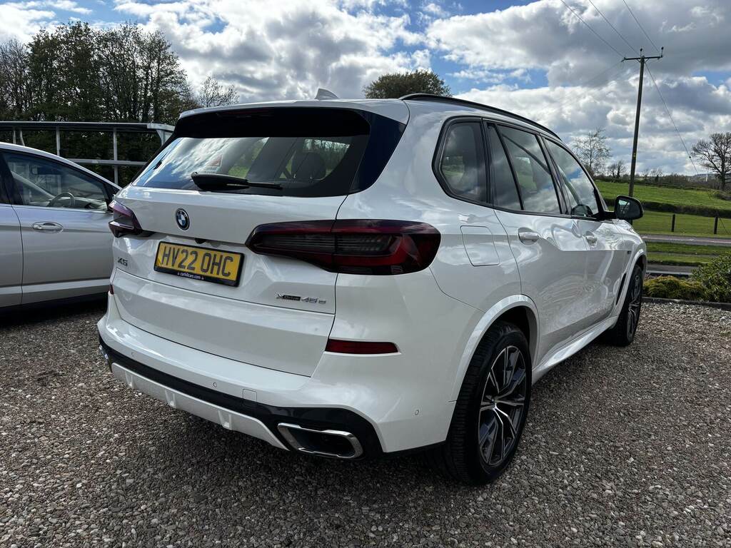 BMW X5 Xdrive45e M Sport HV22OHC White #5