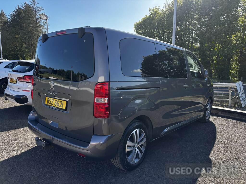 Peugeot Traveller 2.0 Bluehdi 180 Allure Standard Eat6 Grey #3