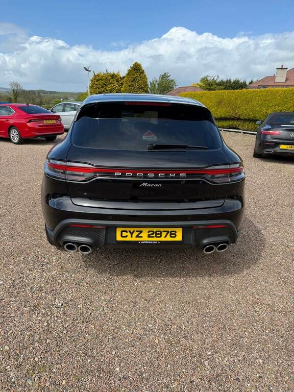 Porsche Macan 5dr Pdk CYZ2876 Black #3
