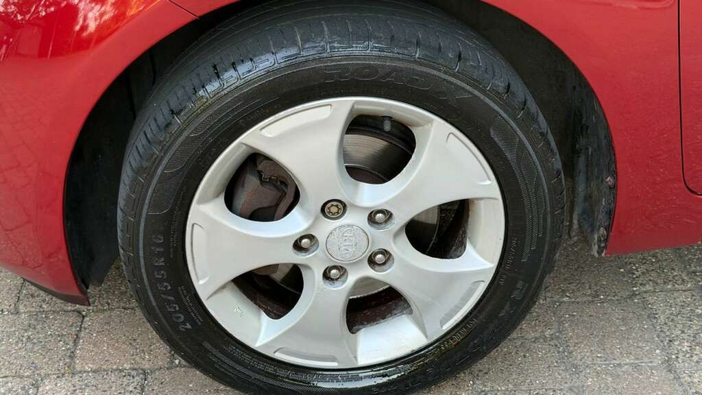 Kia Venga 1.6 Venga 2 GV12EYZ Red #6