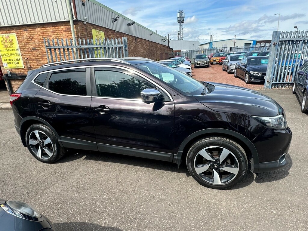Nissan Qashqai 1.2 Dig-t N-connecta 2Wd Euro 6 Ss Black
