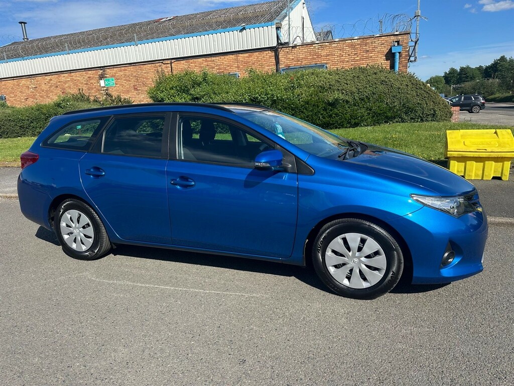 Toyota Auris 1.4 D-4d Active Touring Sports Euro 5 Ss Blue