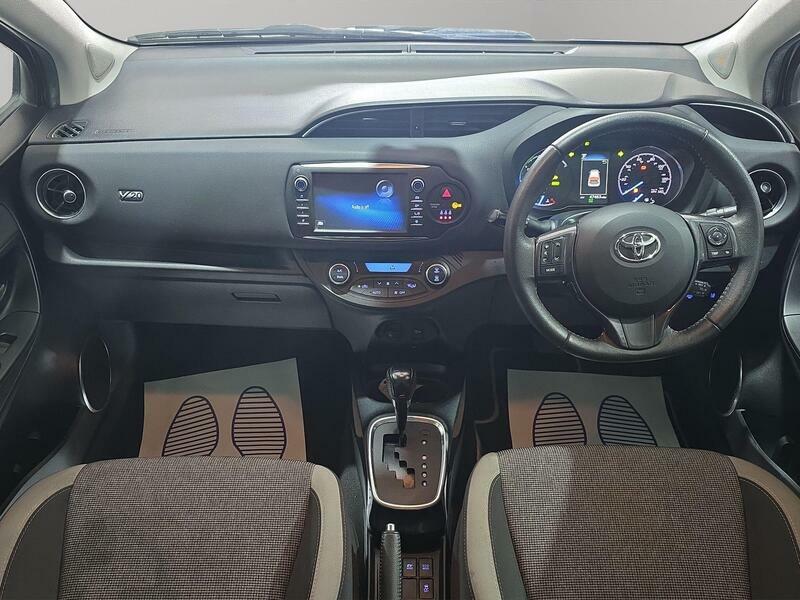 Toyota Yaris 1.5 Vvt-h Y20 E-cvt Euro 6 S S SC68KRJ  #2