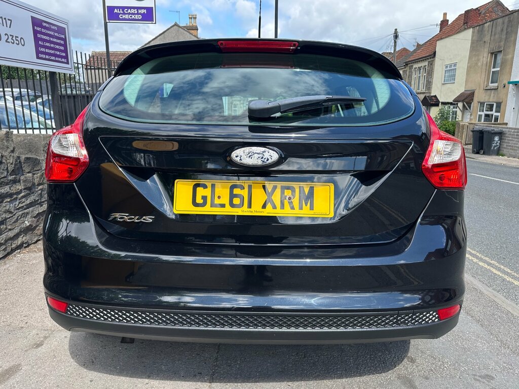 Ford Focus 1.6 Zetec Hatchback Euro 5 105 Black #4