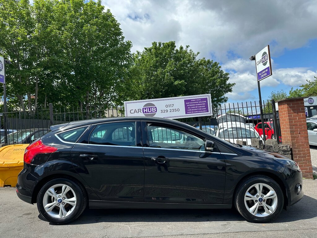 Ford Focus 1.6 Zetec Hatchback Euro 5 105 Black #5