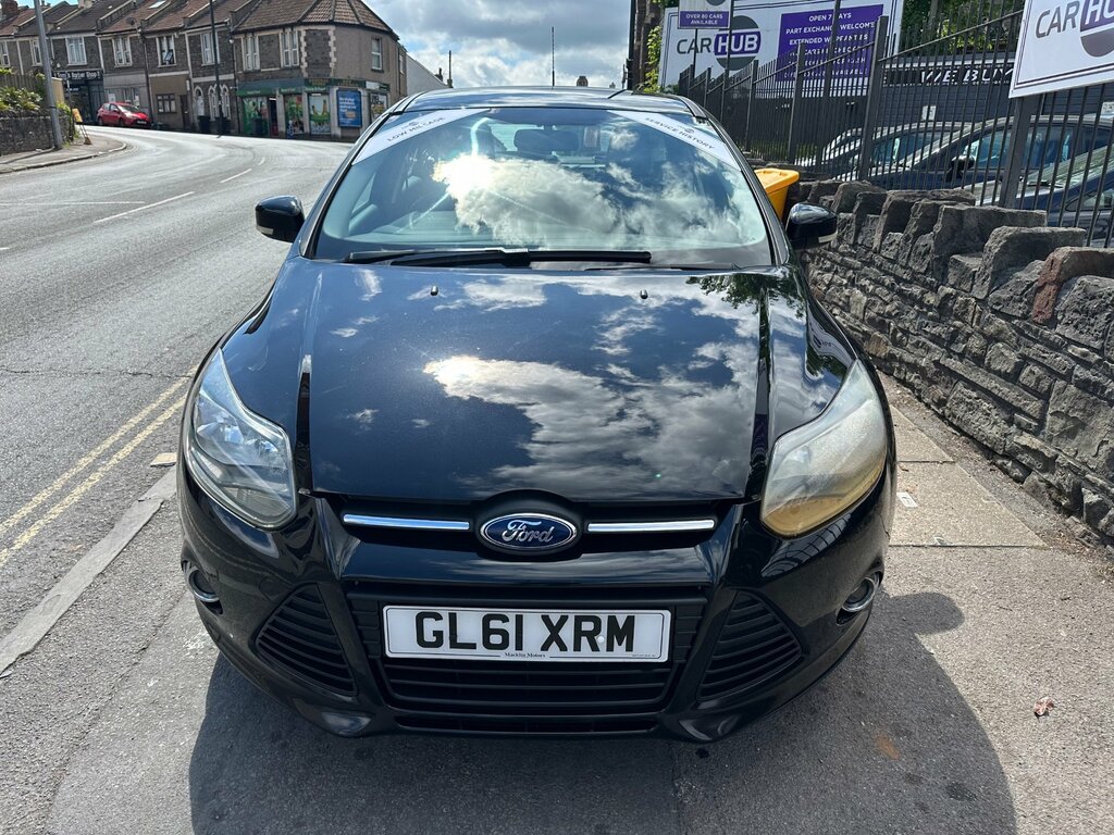 Ford Focus 1.6 Zetec Hatchback Euro 5 105 Black #2