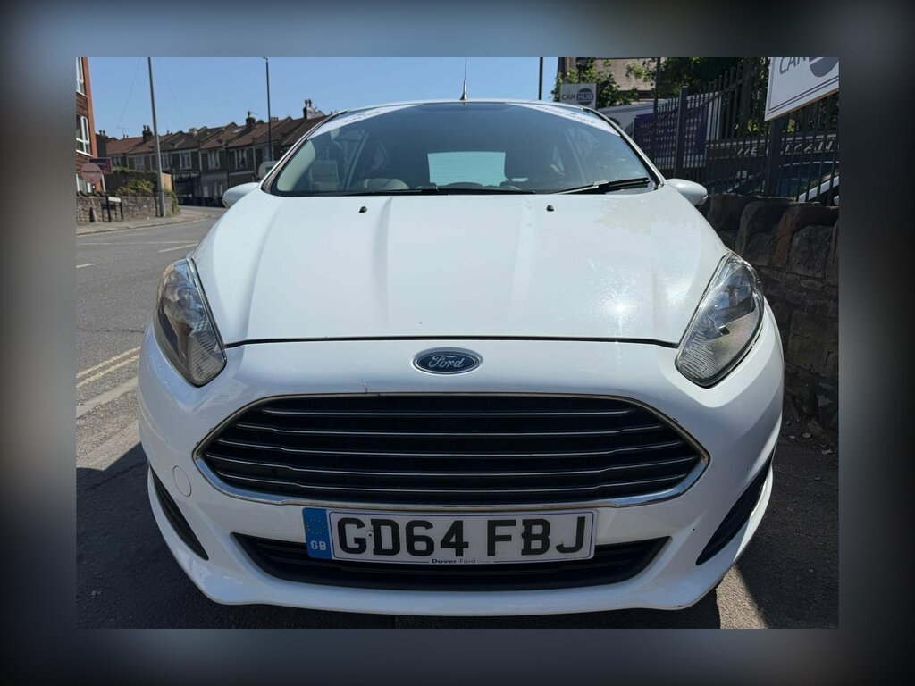 Ford Fiesta 1.25 Style Hatchback Euro 5 60 GD64FBJ White #3