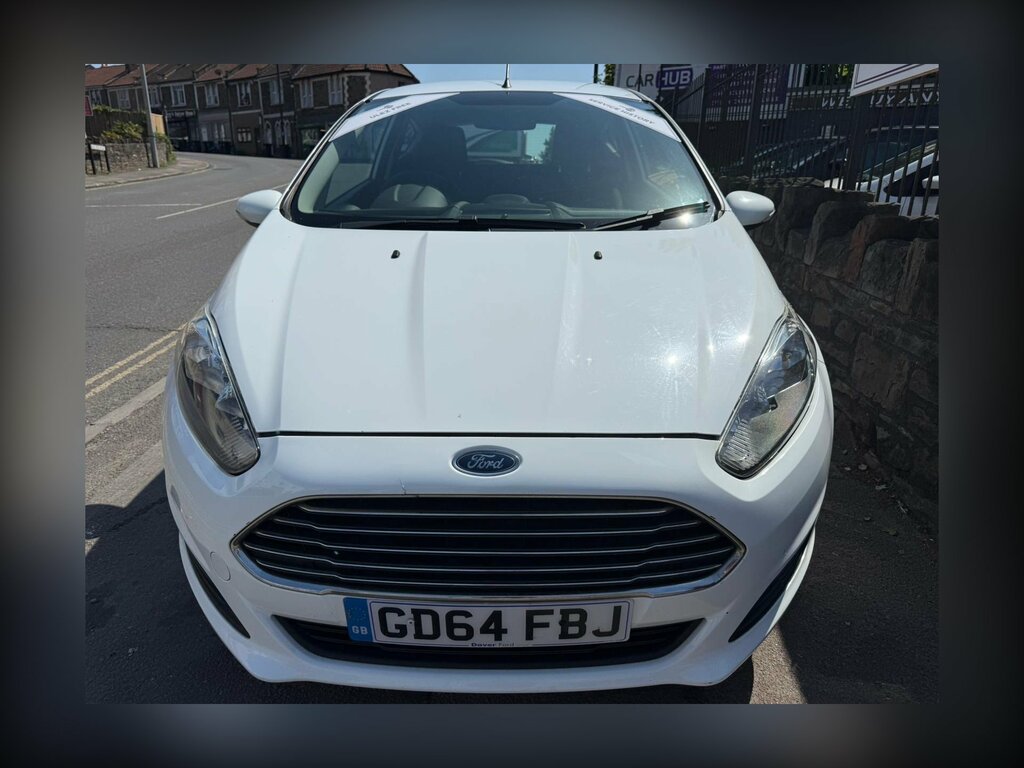 Ford Fiesta 1.25 Style Hatchback Euro 5 60 GD64FBJ White #2