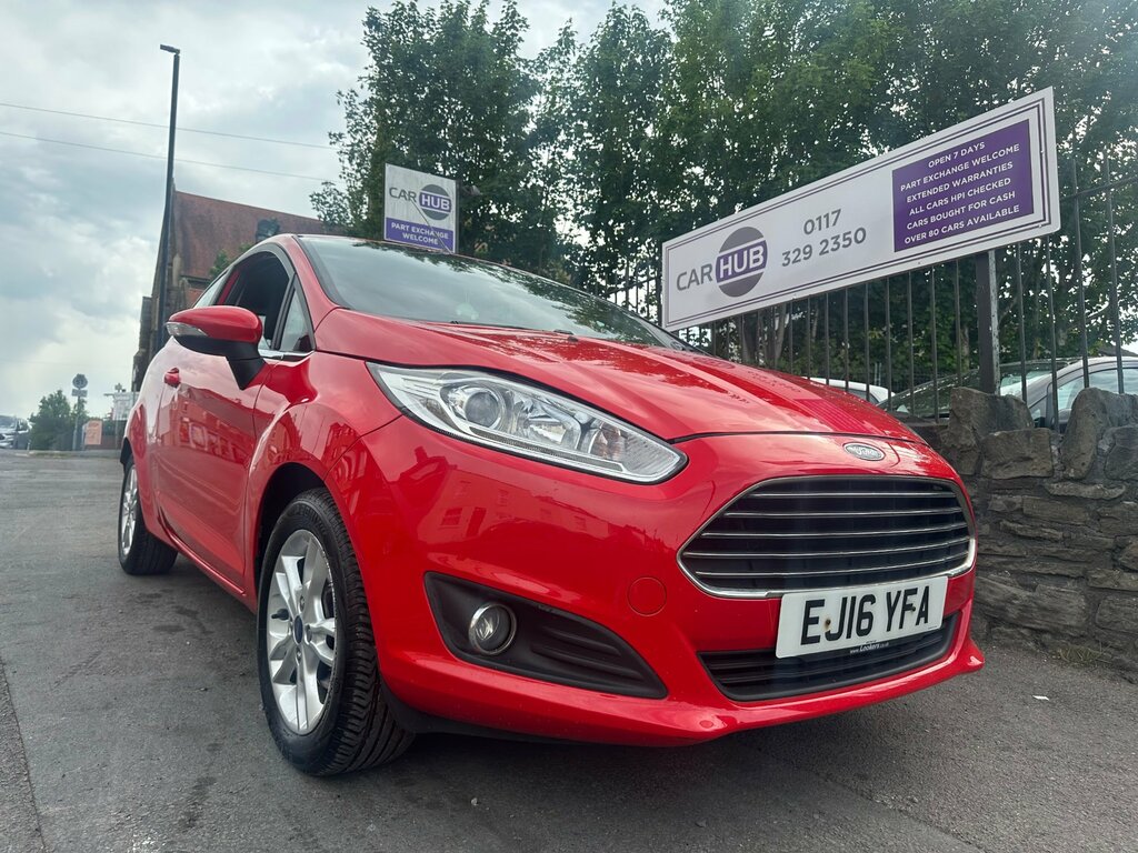 Ford Fiesta 1.25 Zetec Hatchback Euro 6 82 Red
