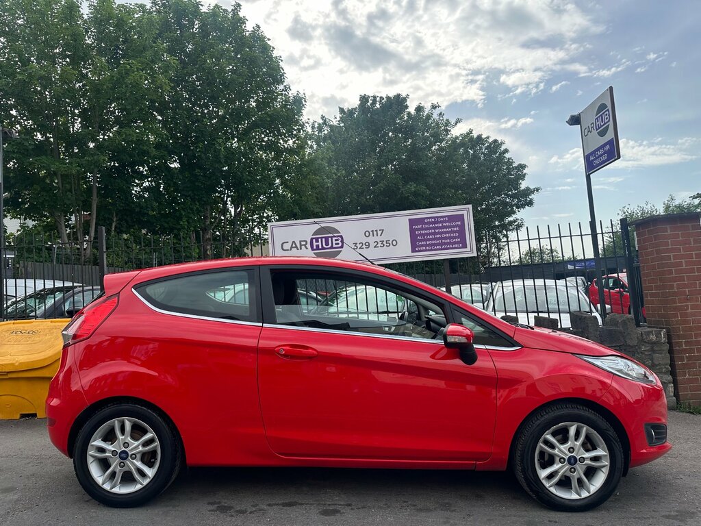 Ford Fiesta 1.25 Zetec Hatchback Euro 6 82 EJ16YFA Red #6