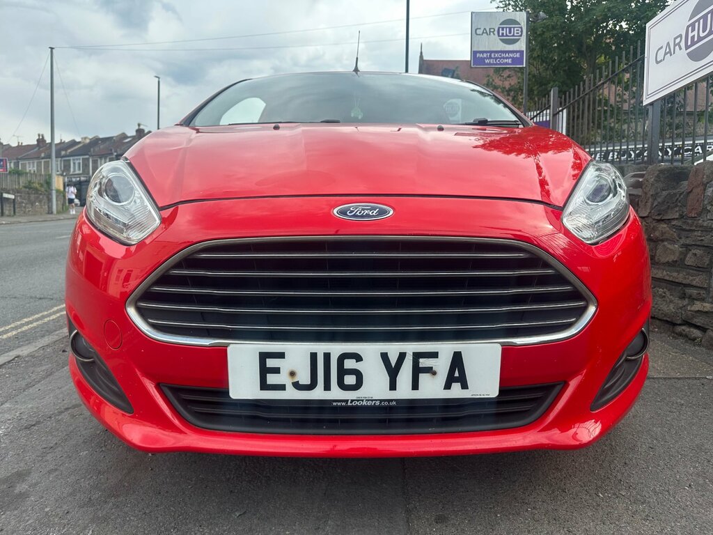 Ford Fiesta 1.25 Zetec Hatchback Euro 6 82 EJ16YFA Red #2
