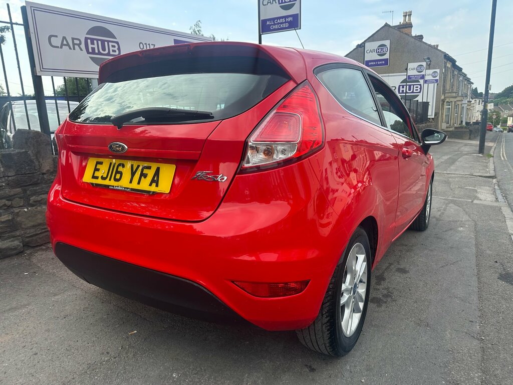 Ford Fiesta 1.25 Zetec Hatchback Euro 6 82 EJ16YFA Red #5