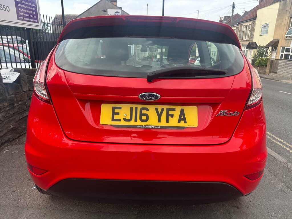 Ford Fiesta 1.25 Zetec Hatchback Euro 6 82 EJ16YFA Red #4
