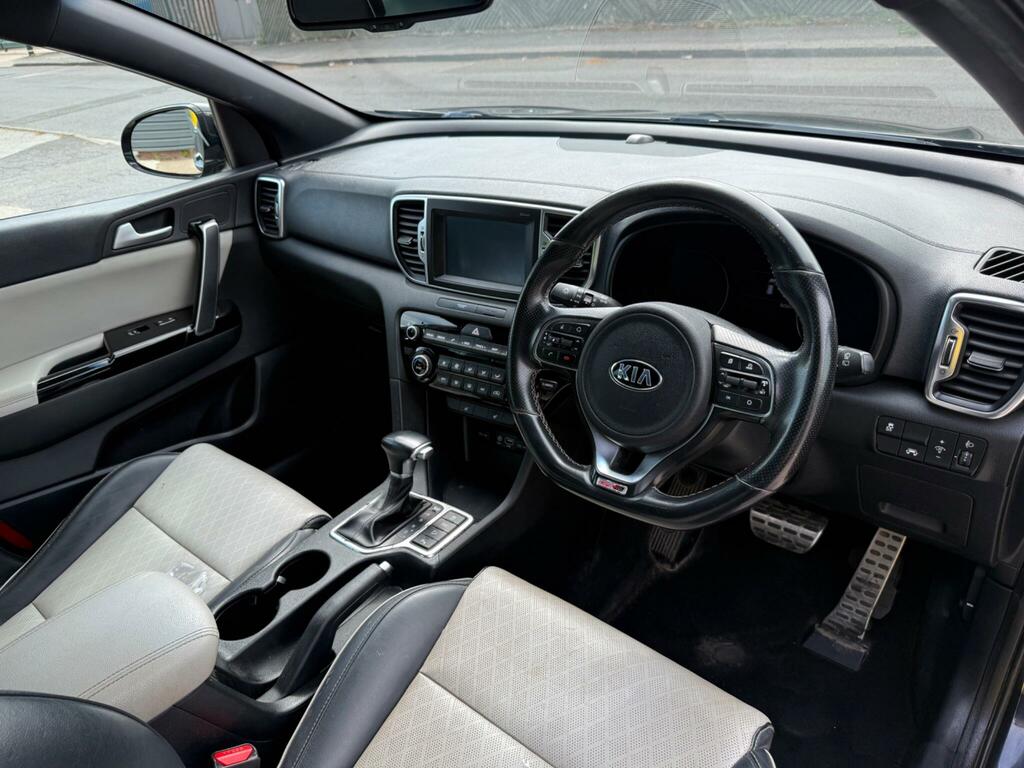 Kia Sportage 1.7 Crdi Gt-line Dct Euro 6 Ss CV18FNN Black #2