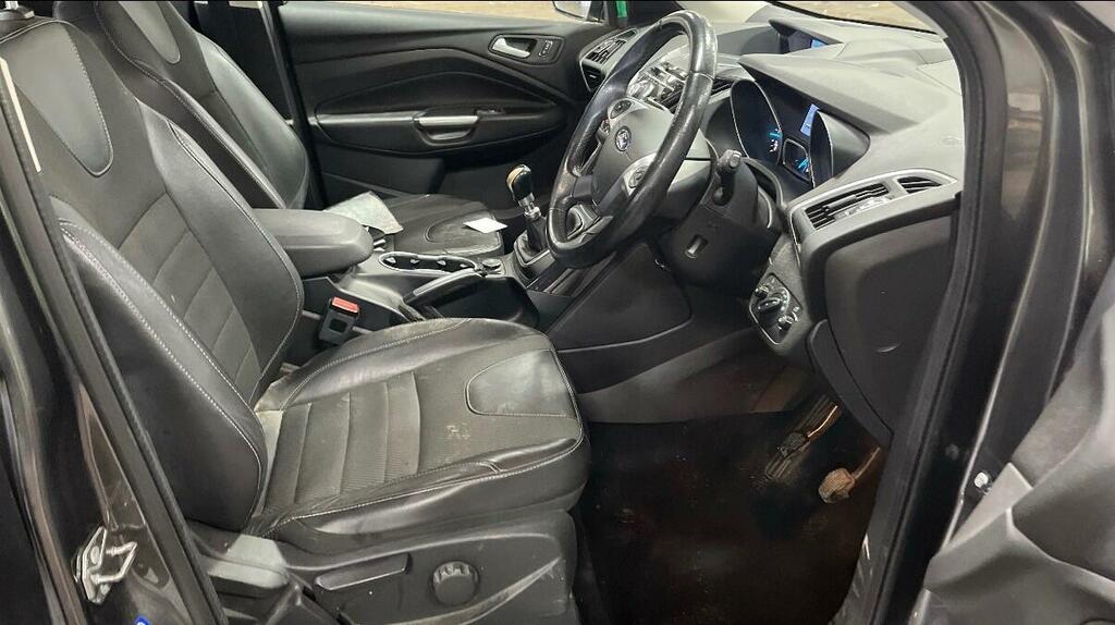 Ford Kuga 2.0 Tdci Titanium 2Wd Euro 6 Ss HK15ZTM Grey #2