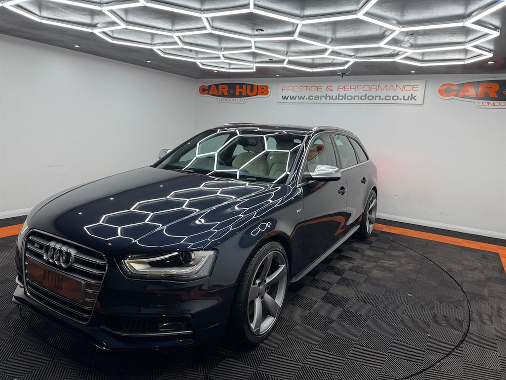 Audi S4 2015 3.0 Tfsi V6 Black Edition Estate S White #12