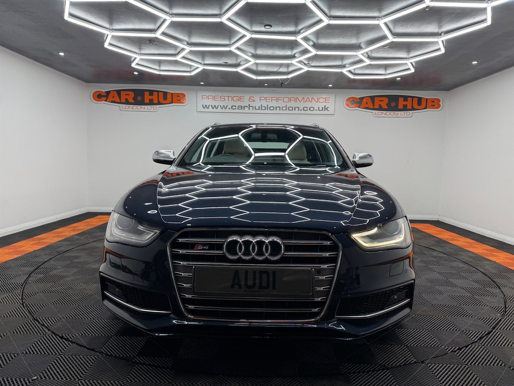 Audi S4 2015 3.0 Tfsi V6 Black Edition Estate S White #3