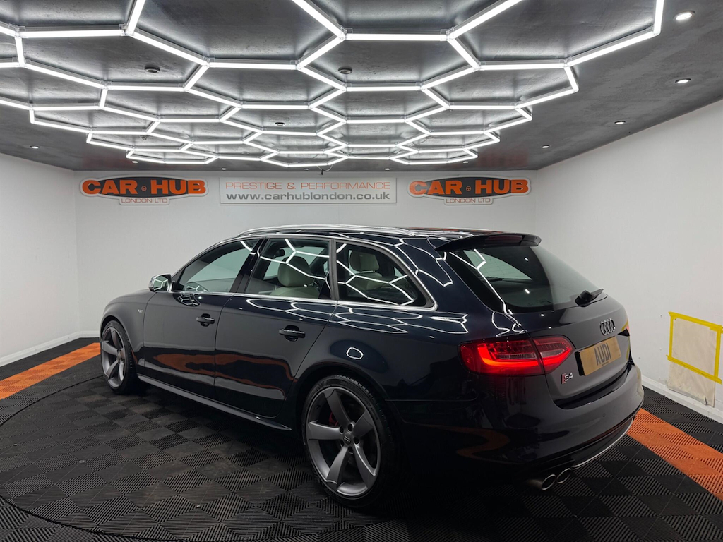 Audi S4 2015 3.0 Tfsi V6 Black Edition Estate S White #5