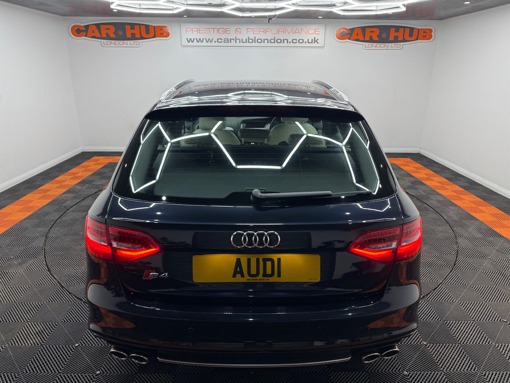 Audi S4 2015 3.0 Tfsi V6 Black Edition Estate S White #29