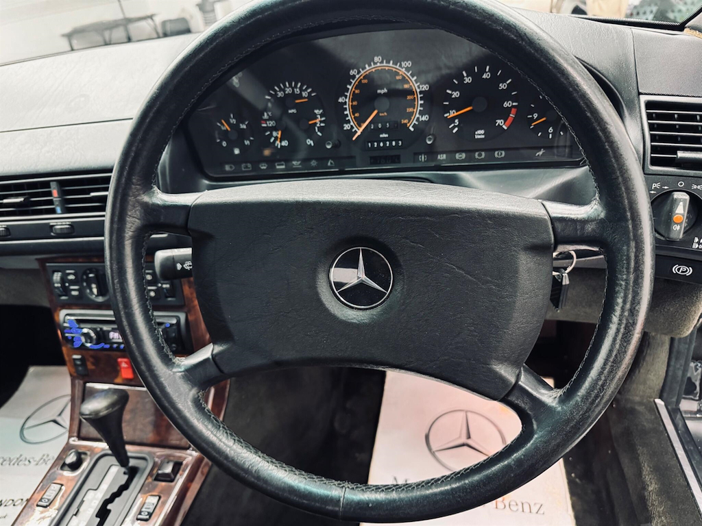 Mercedes-Benz SL Class Sl-24 Valve Blue #44