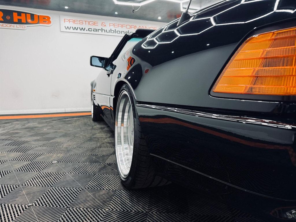 Mercedes-Benz SL Class Sl-24 Valve Blue #32