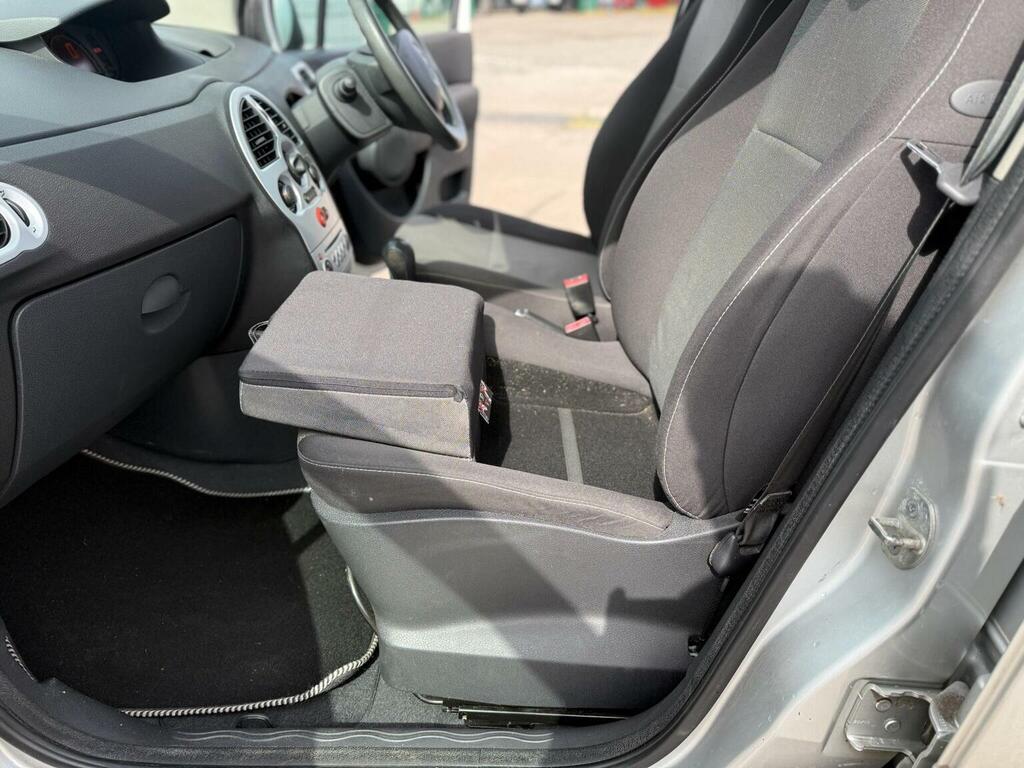 Renault Modus 1.1 Expression 16V 75 Bhp Blue #50