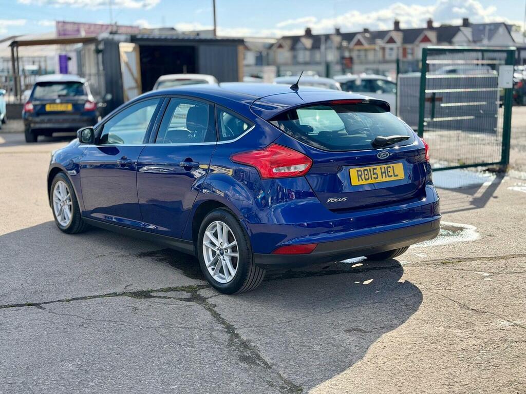 Ford Focus Hatchback 1.6 Tdci Zetec Euro 5 Ss 201515 RO15HCL Blue #4