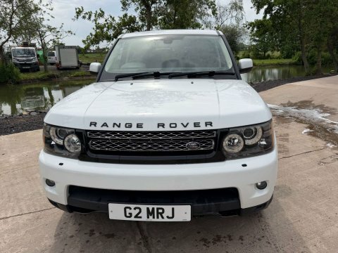 Land Rover Range Rover Sport 3.0 Range Rover PN12YCJ White #2