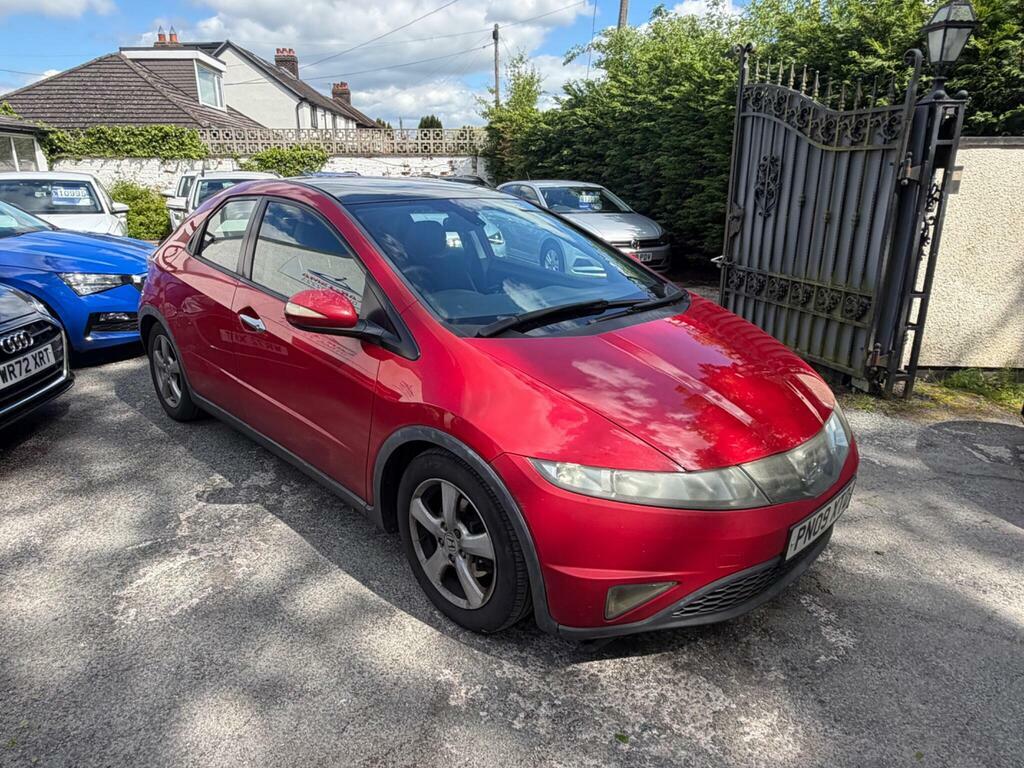 Honda Civic 1.8 I-vtec Es PN09XTD Red #2