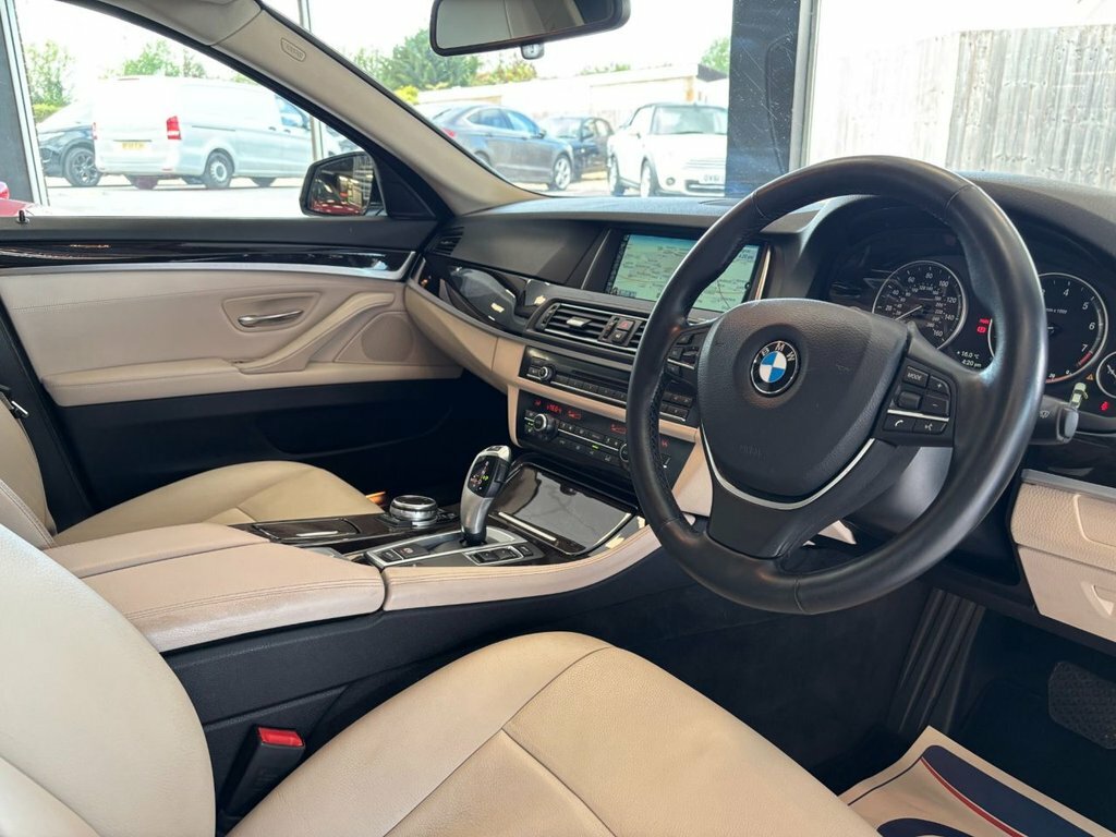 BMW 5 Series 3L Luxury Silver #2
