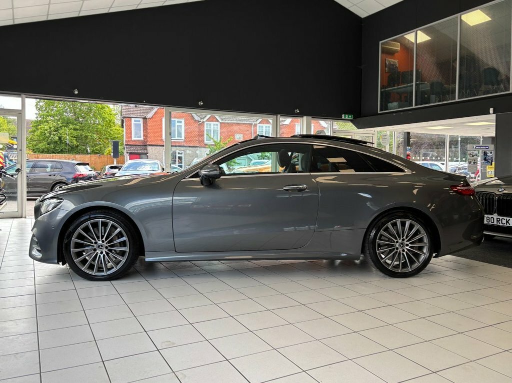 Mercedes-Benz E Class 3L Amg Line Grey #6