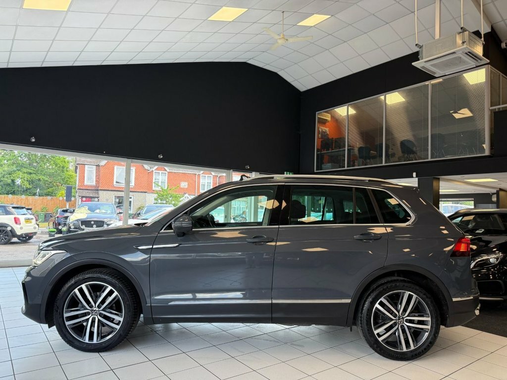 Volkswagen Tiguan 1.5L Elegance PJ21NNC Grey #6