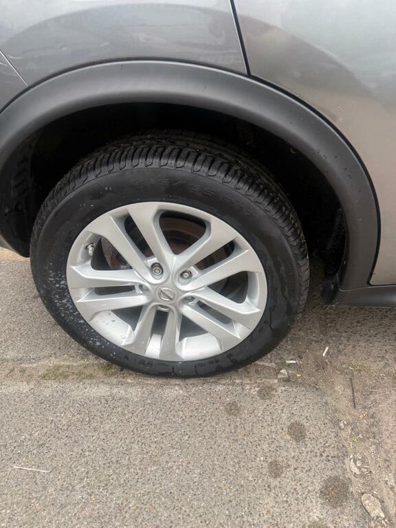 Nissan Juke 1.6 Acenta Premium Suv KP64YRV Grey #3