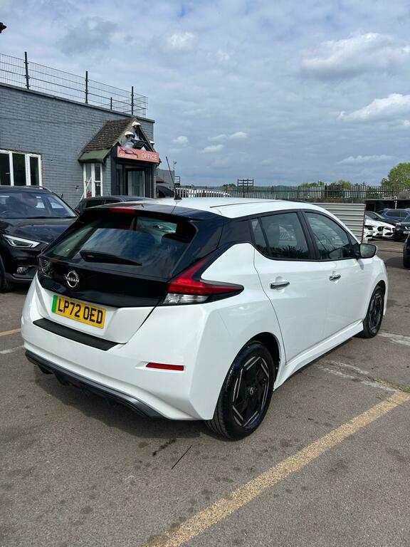 Nissan Leaf 39Kwh Acenta Hatchback LP72OED White #6