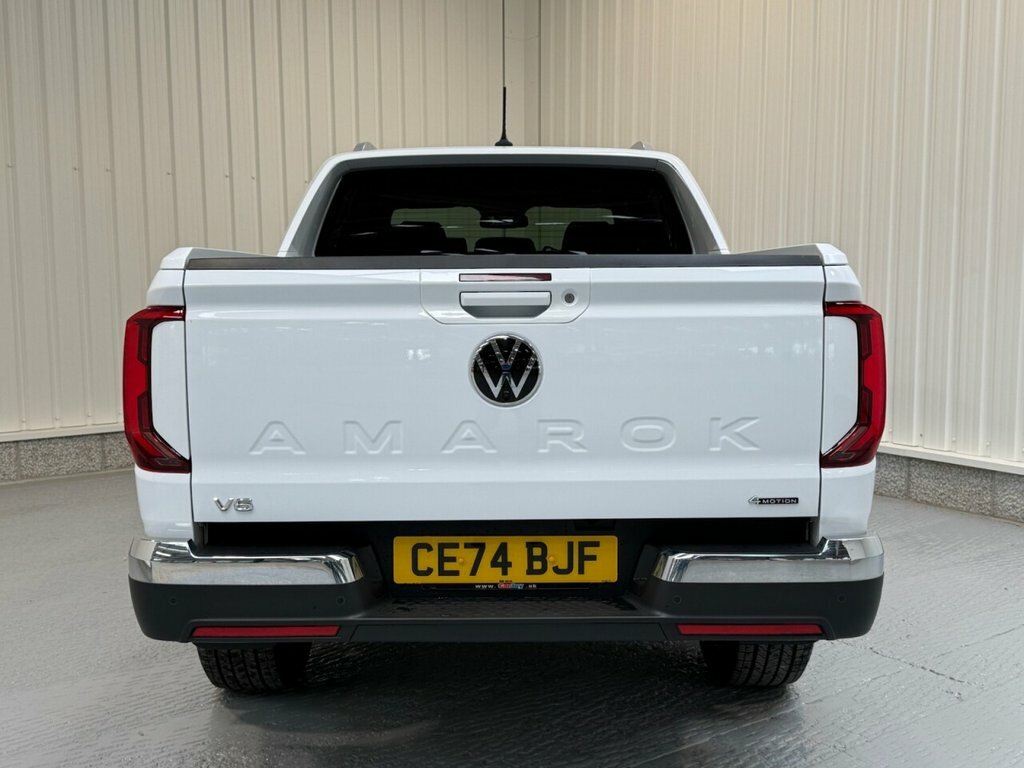 Volkswagen Amarok 3L Aventura CE74BJF White #6