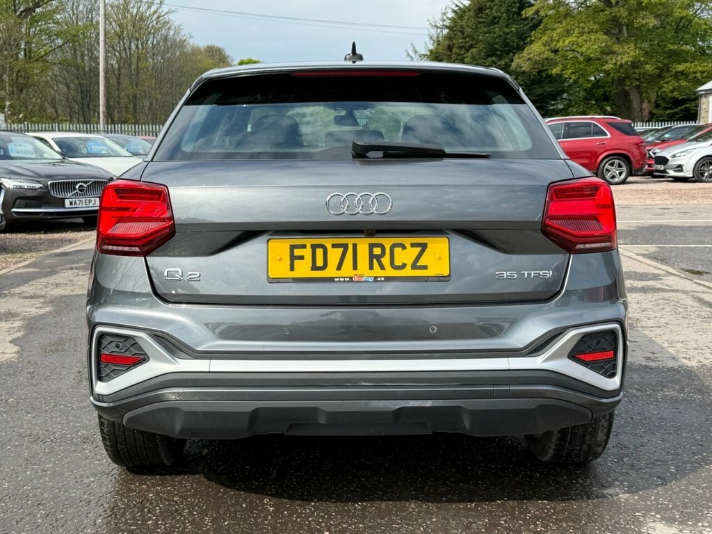 Audi Q2 1L S Line FD71RCZ Grey #6