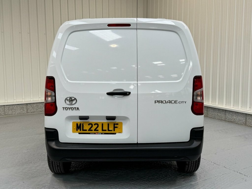Toyota Proace City 1.5L Active ML22LLF White #6