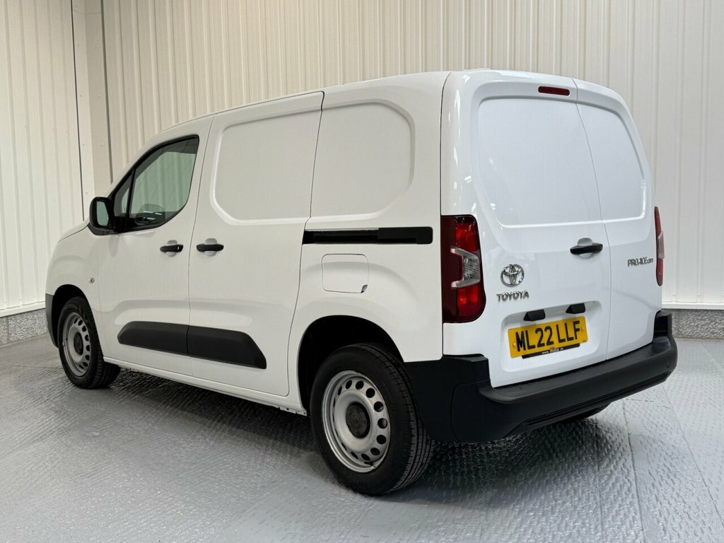 Toyota Proace City 1.5L Active ML22LLF White #5