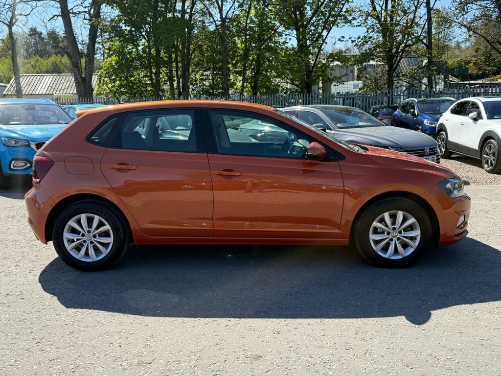 Volkswagen Polo 1L Se Orange #4