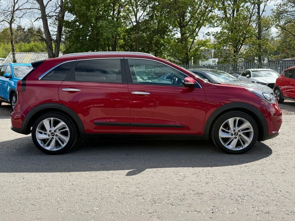 Kia Niro 1L 3 SM18PWX Red #4