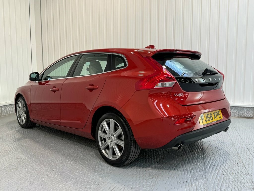 Volvo V40 1.5L Inscription FJ68XPE Red #5