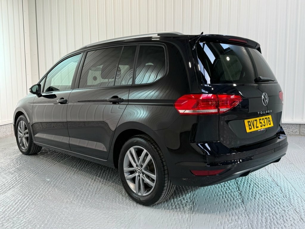 Volkswagen Touran 1.5L Match Black #5